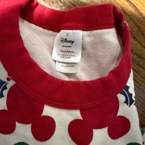 Hanna Andersson Red, green and white Mickey Mouse pajama set